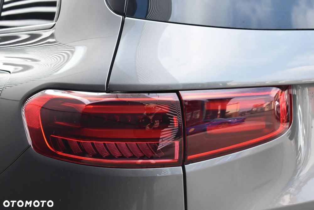 Mercedes-Benz GLB 200 d 4Matic 8G-DCT Edition AMG Line - 8