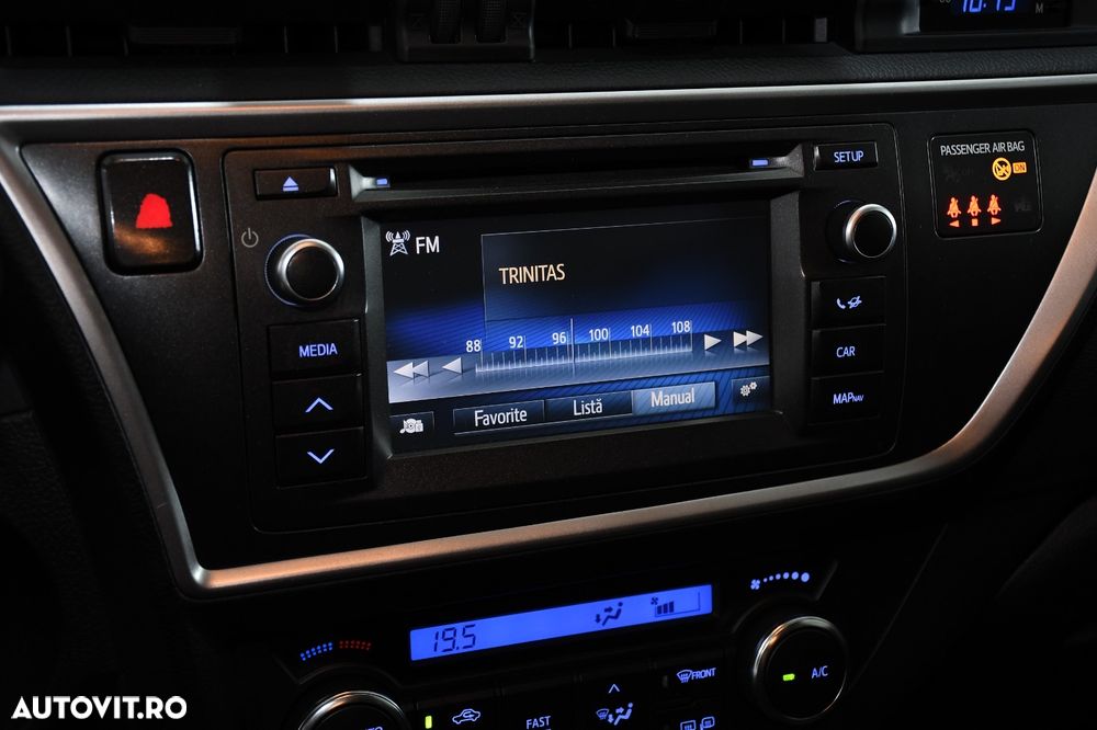 Toyota Auris - 14
