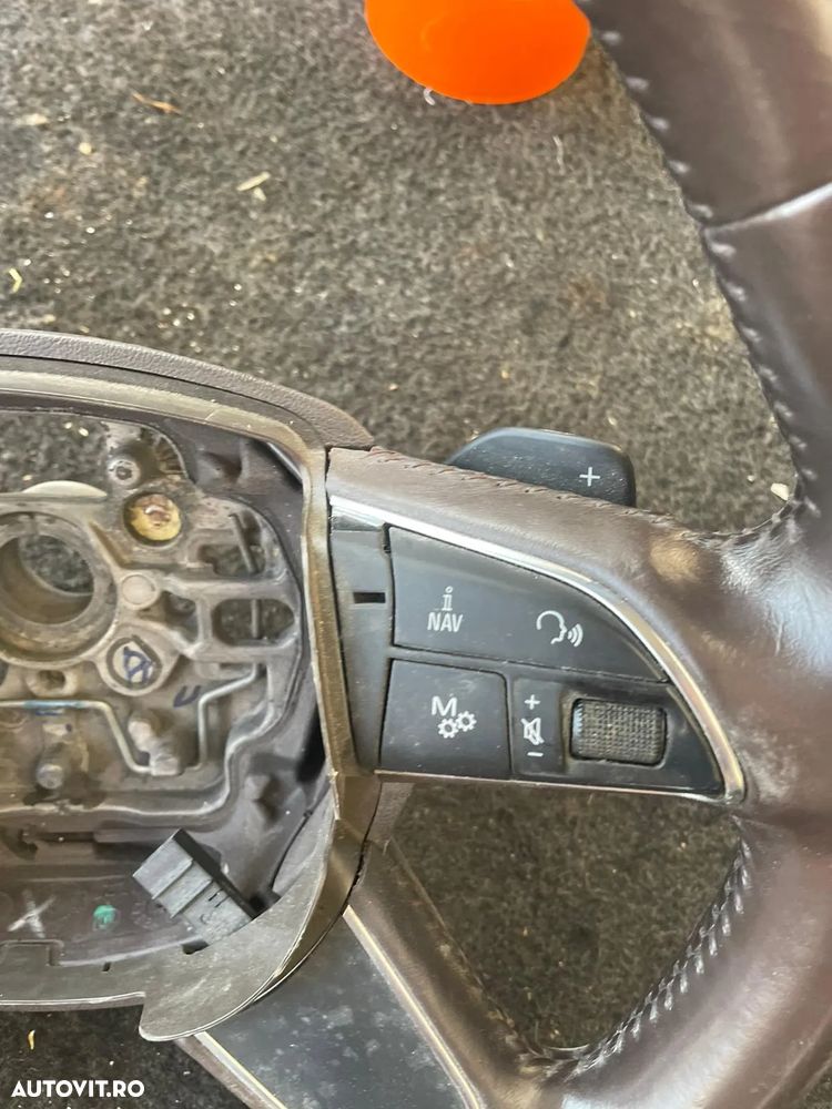 Volan cu comenzi si padele Audi A8 D4 4H 2010-2016 - 2