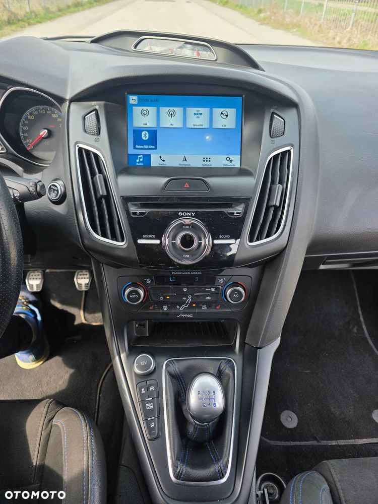 Ford Focus 2.3 EcoBoost S&S Allrad RS - 19