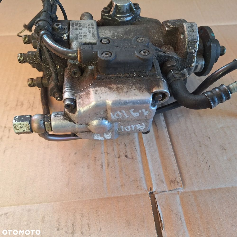 POMPA WTRYSKOWA AUDI SKODA GOLF IV  1,9 TDI 0460404984 - 4