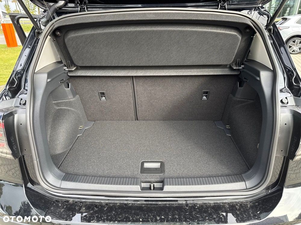 Volkswagen T-Cross 1.0 TSI Life Plus - 17