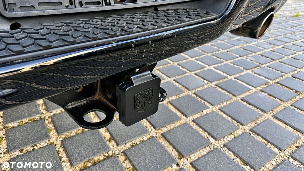 Dodge RAM 5.7 4x4 - 35