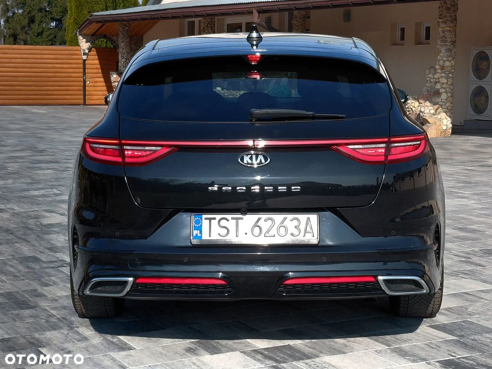 Kia ProCeed 1.6 CRDi GT Line DCT - 17