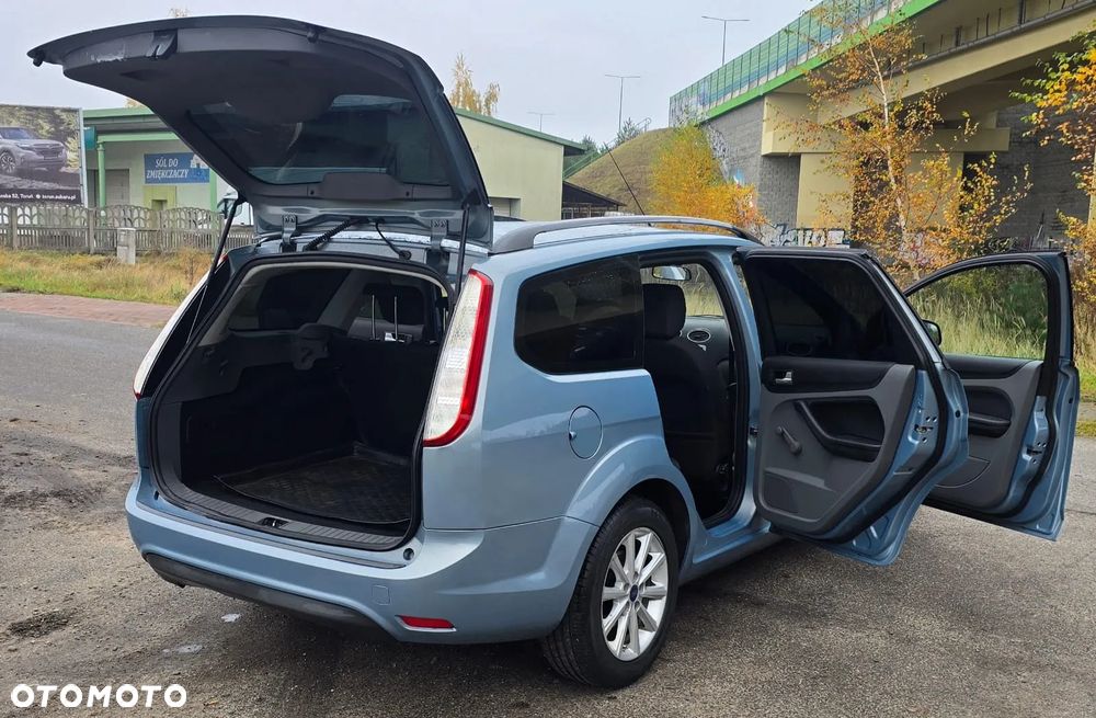 Ford Focus Turnier 1.6 16V Style - 15