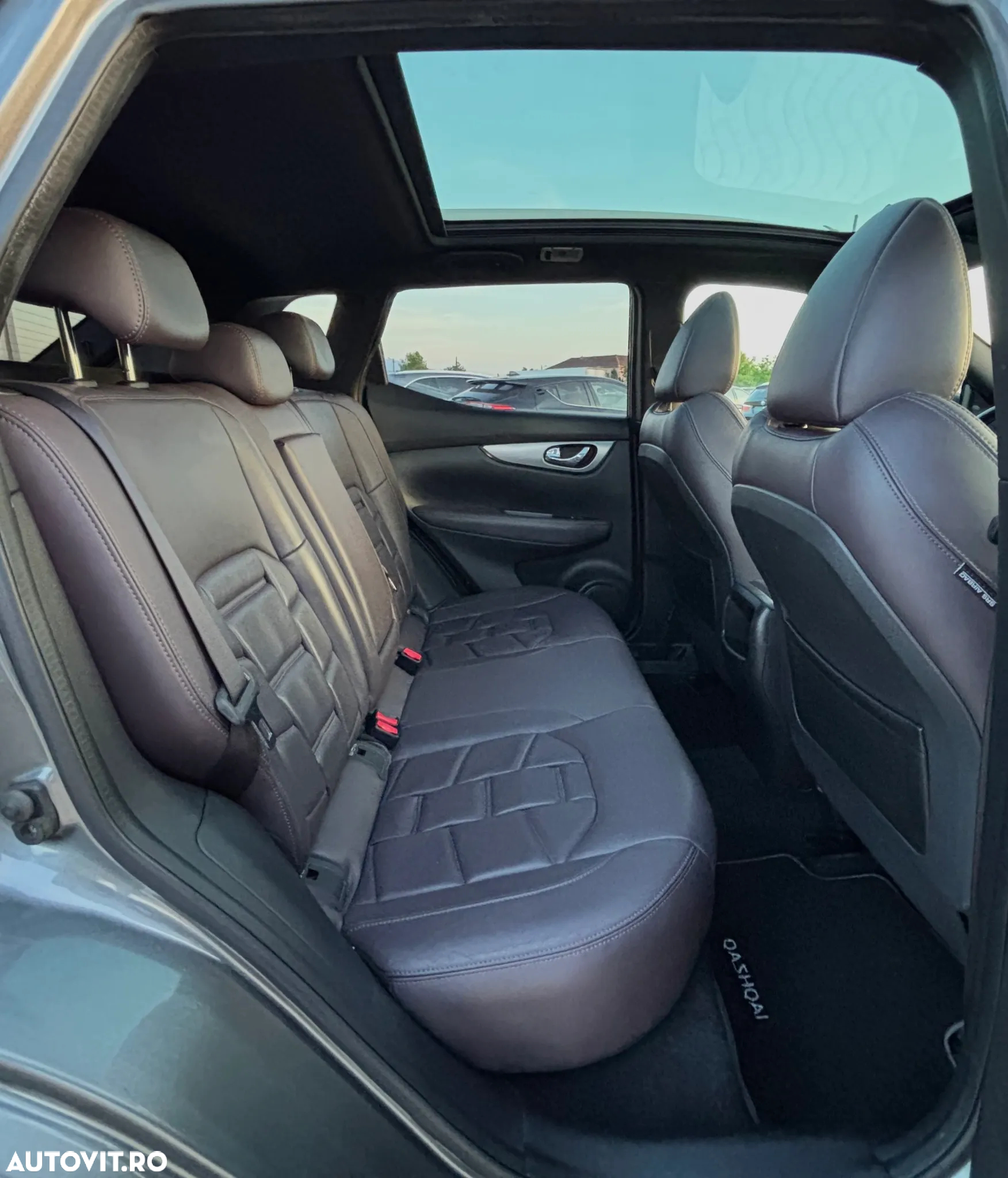 Nissan Qashqai 1.6 DCI Start/Stop 4X4-i Tekna - 28