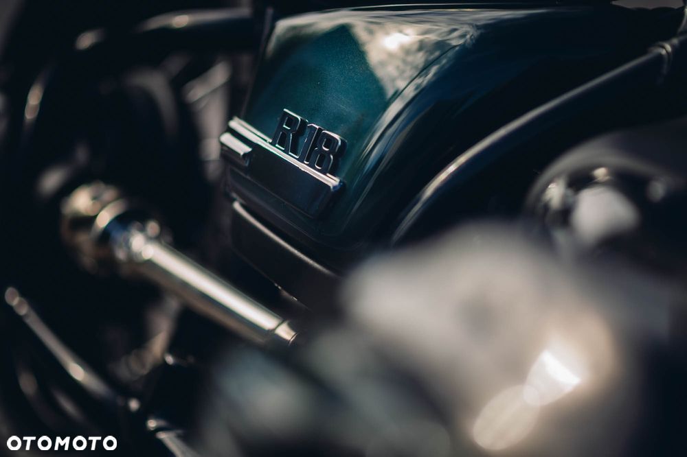 BMW R - 18