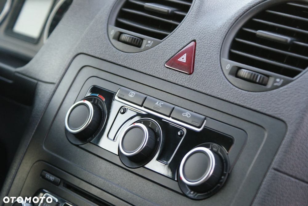 Volkswagen Caddy Maxi - 13
