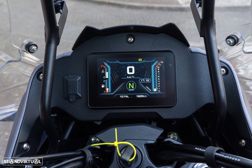 QJ Motor SRT 700X 700 SX - 15