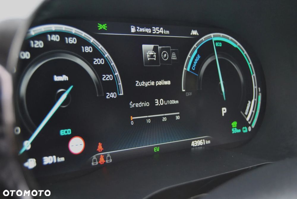 Kia Ceed SW 1.6 GDI DCT OPF Plug-in-Hybrid Platinum - 16