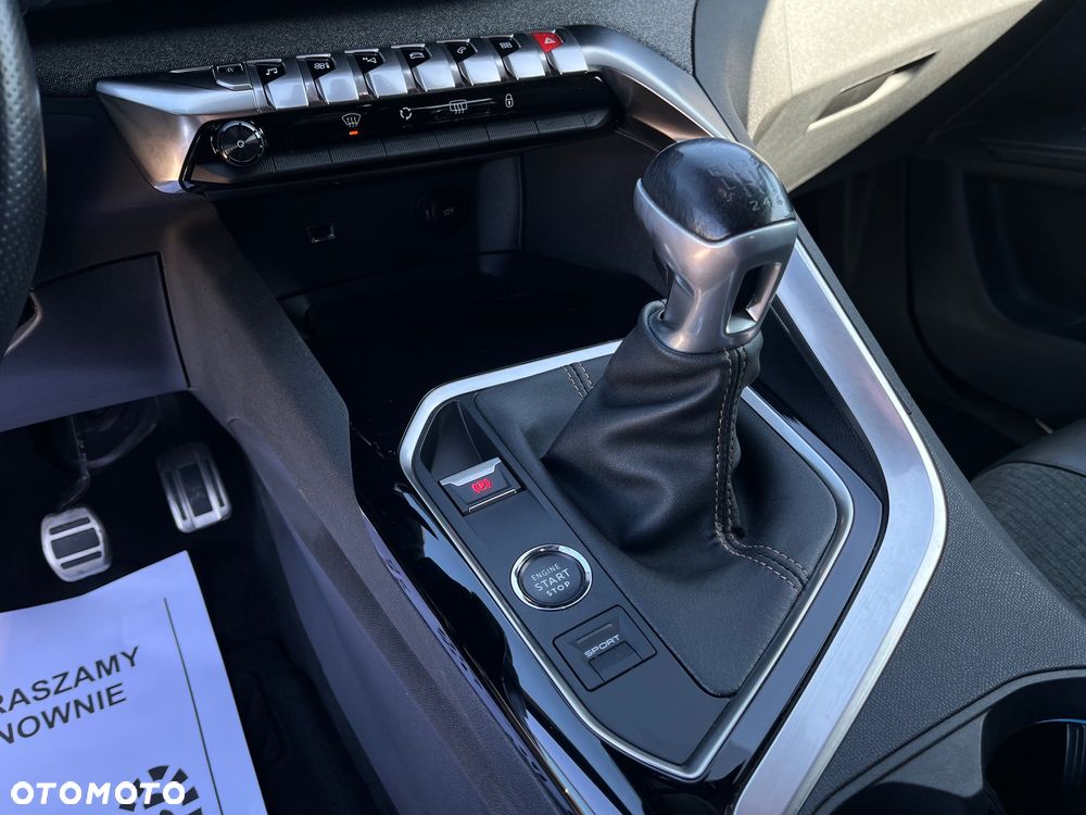 Peugeot 3008 1.2 PureTech GT S&S - 14