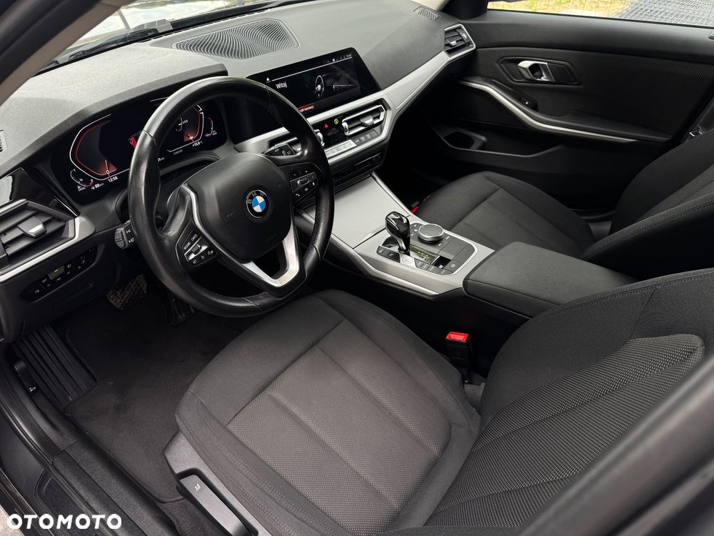 BMW Seria 3 318d Business Edition - 6
