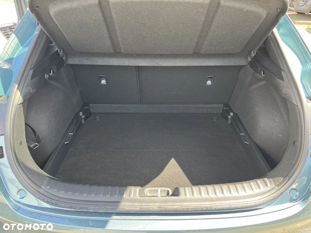Kia XCeed 1.5 T-GDI M - 17
