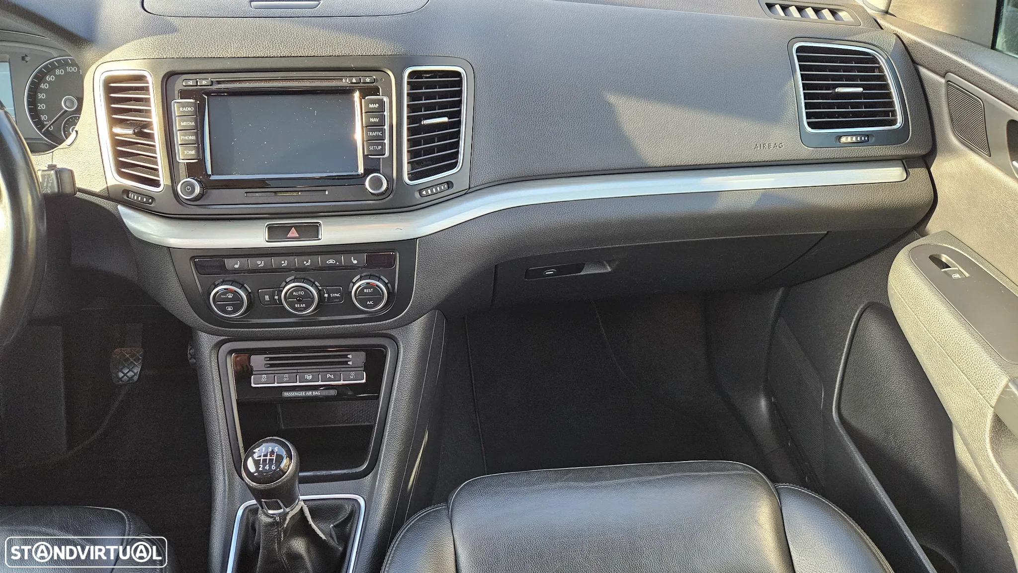 VW Sharan 2.0 TDI Highline - 19