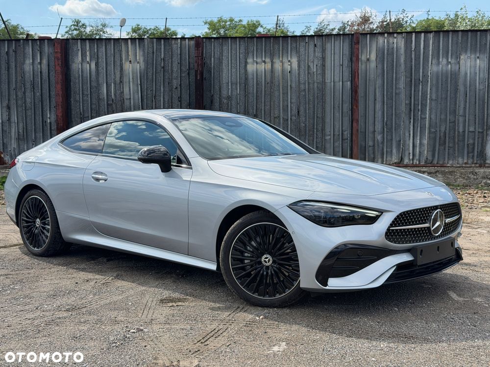 Mercedes-Benz CLE 300 mHEV 4-Matic AMG Line - 1