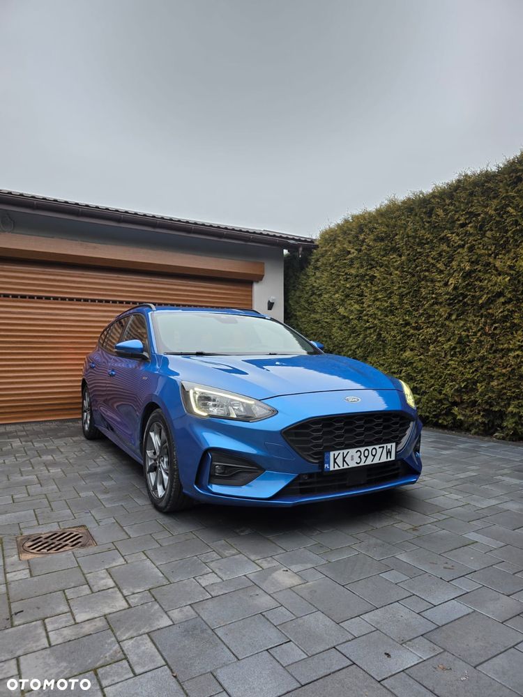 Ford Focus 1.5 EcoBlue STart-Stopp-System ST-LINE X