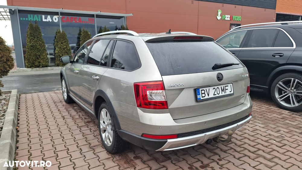 Skoda Octavia 2.0 TDI (Green tec) 4x4 DSG Scout - 3