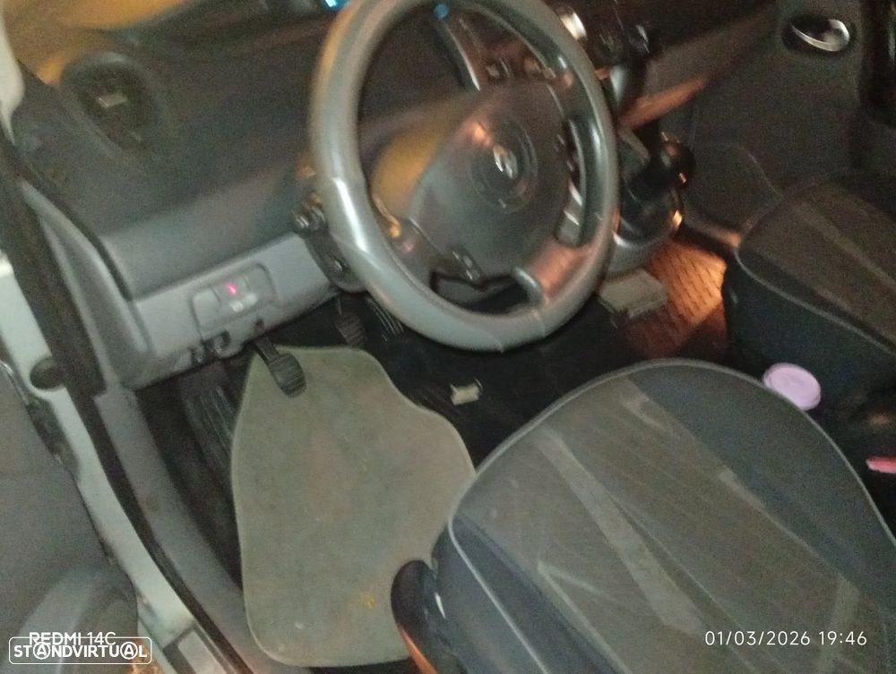 Renault 5 1.5 dCi Confort - 1