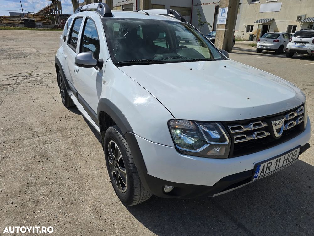 Dacia Duster 1.5 dCi 4x4 SL Connected by Orange - 4