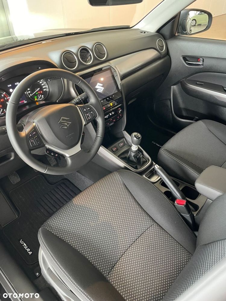Suzuki Vitara - 8