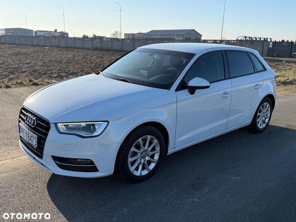 Audi A3 Sportback 2.0 TDI S tronic Ambiente - 11