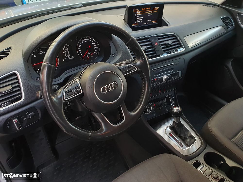 Audi Q3 2.0 TDI quattro Design S tronic - 3