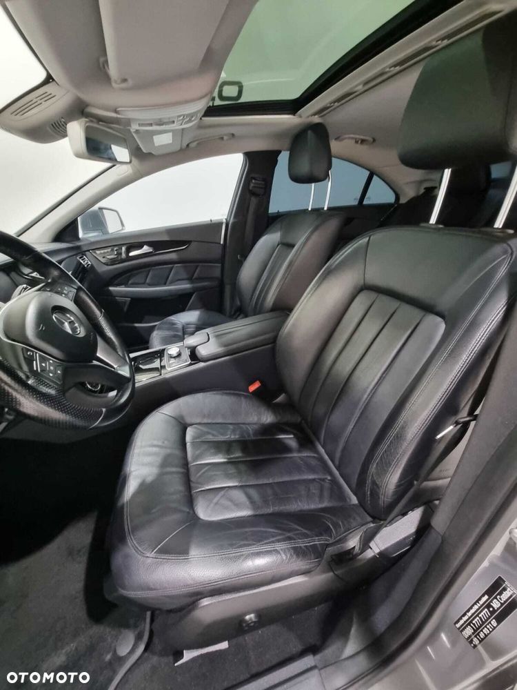 Mercedes-Benz CLS - 22