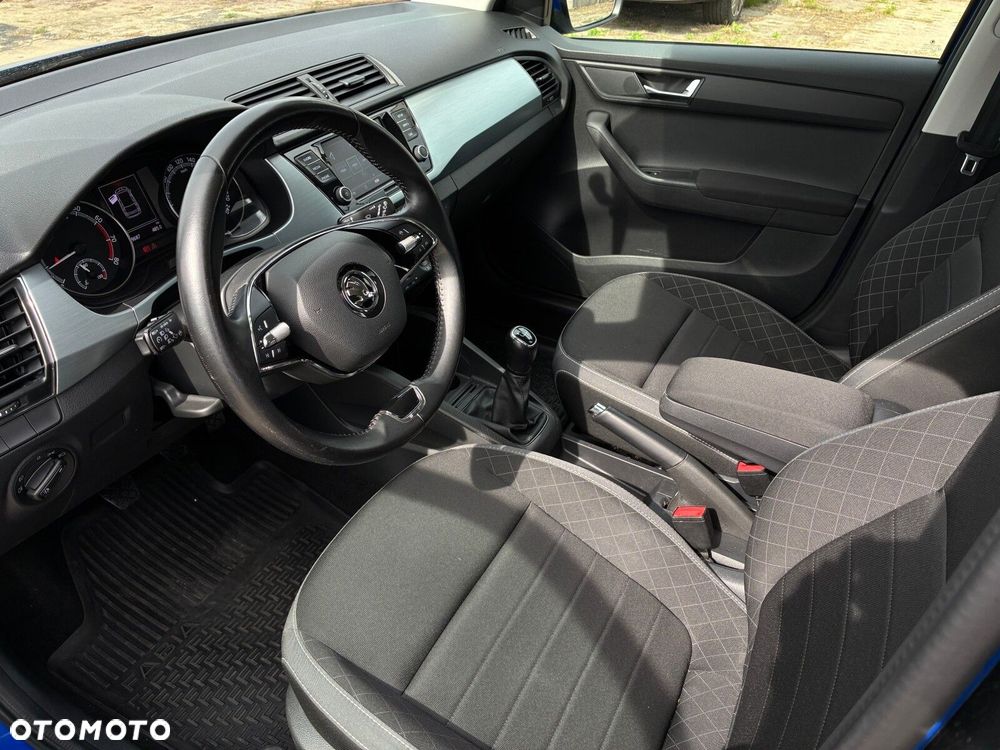 Skoda Fabia 1.0 TSI Ambition - 10
