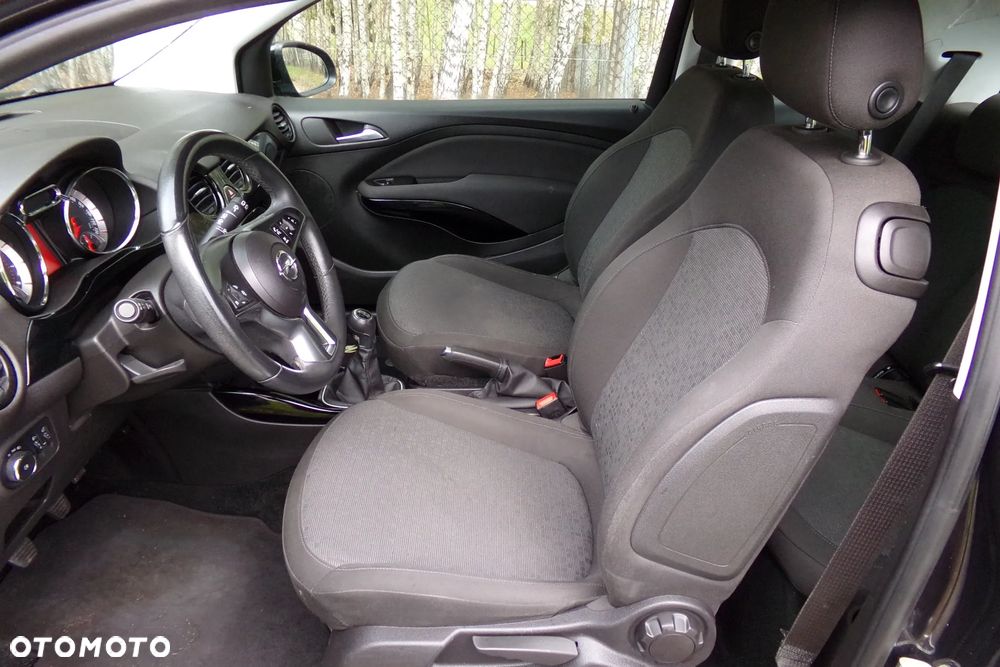Opel Adam 1.2 - 21