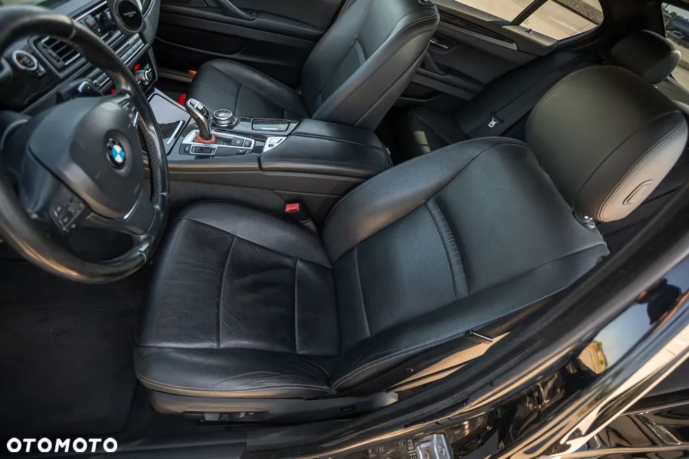 BMW Seria 5 530d Luxury Line - 18