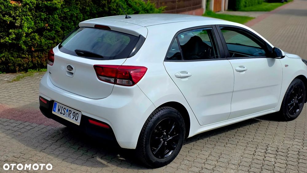 Kia Rio 1.2 Dream Team Edition - 3