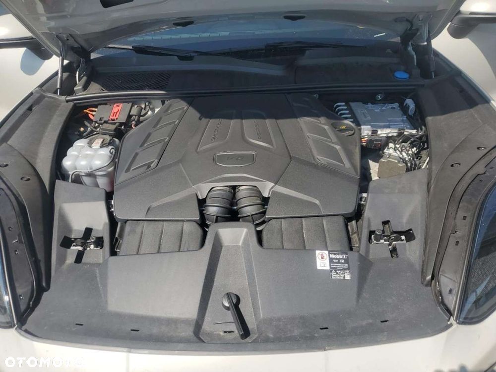Porsche Cayenne - 7