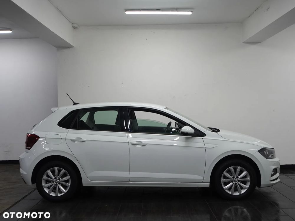 Volkswagen Polo - 9