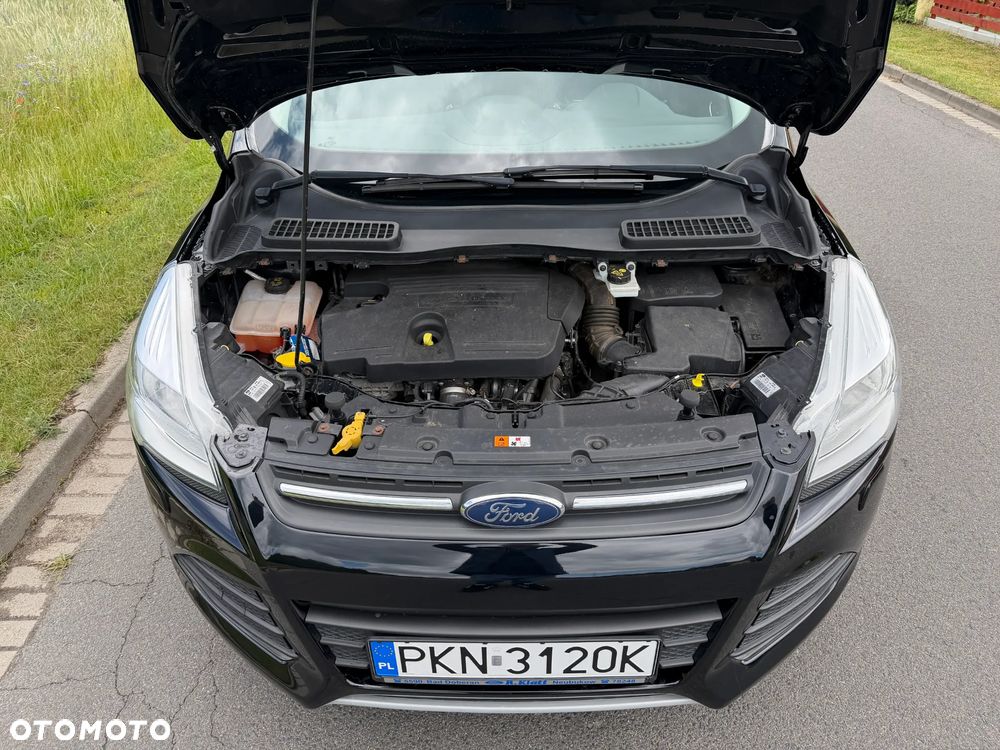Ford Kuga 2.0 TDCi 2x4 Titanium - 12