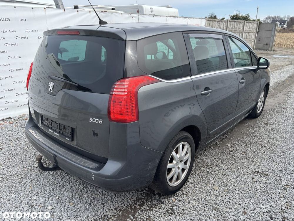 Peugeot 5008 HDI FAP 110 Premium - 4