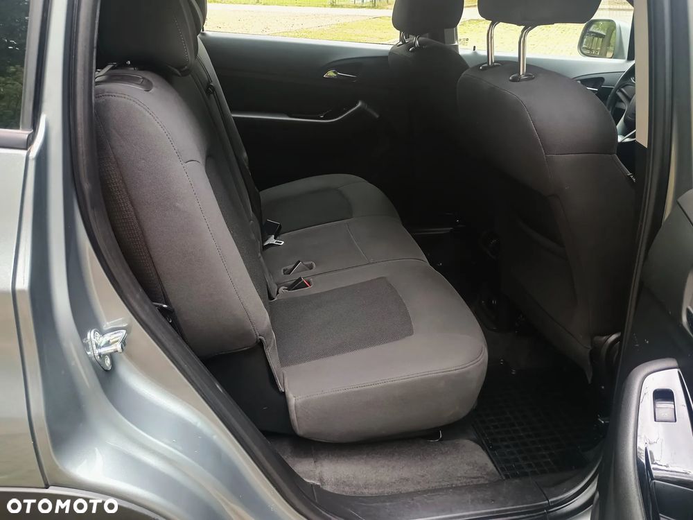 Chevrolet Orlando - 14