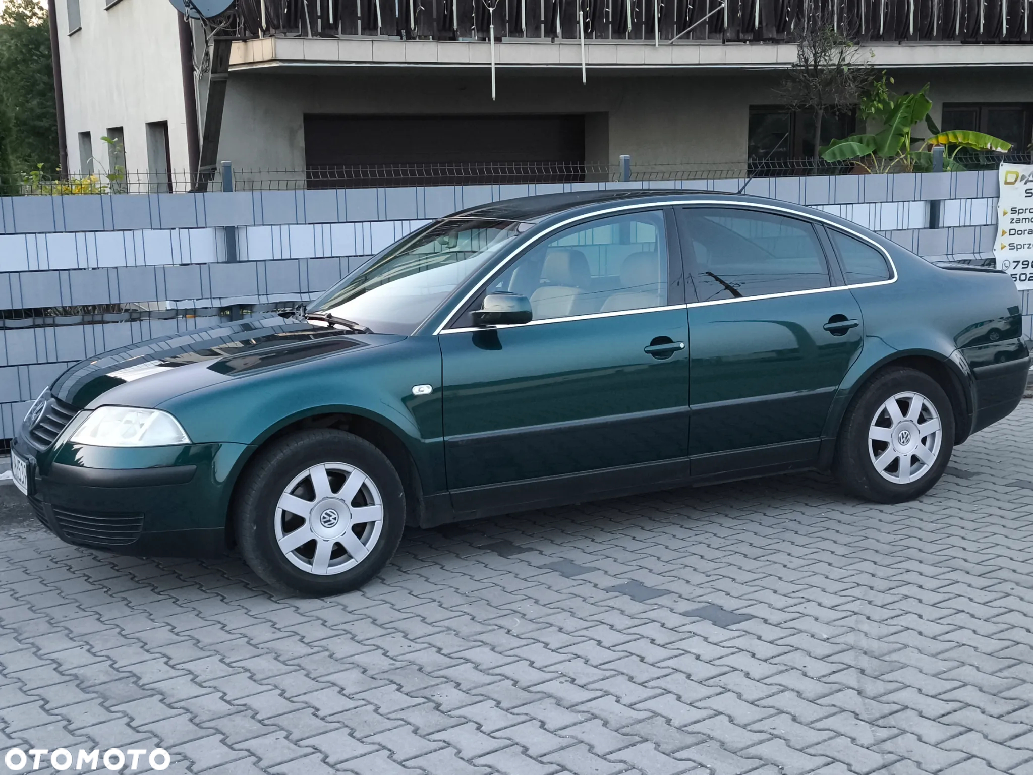 Volkswagen Passat 1.6 Comfortline - 3