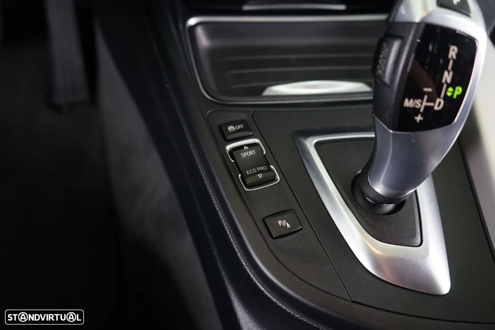 BMW 320 d Aut. Efficient Dynamics Edition - 30