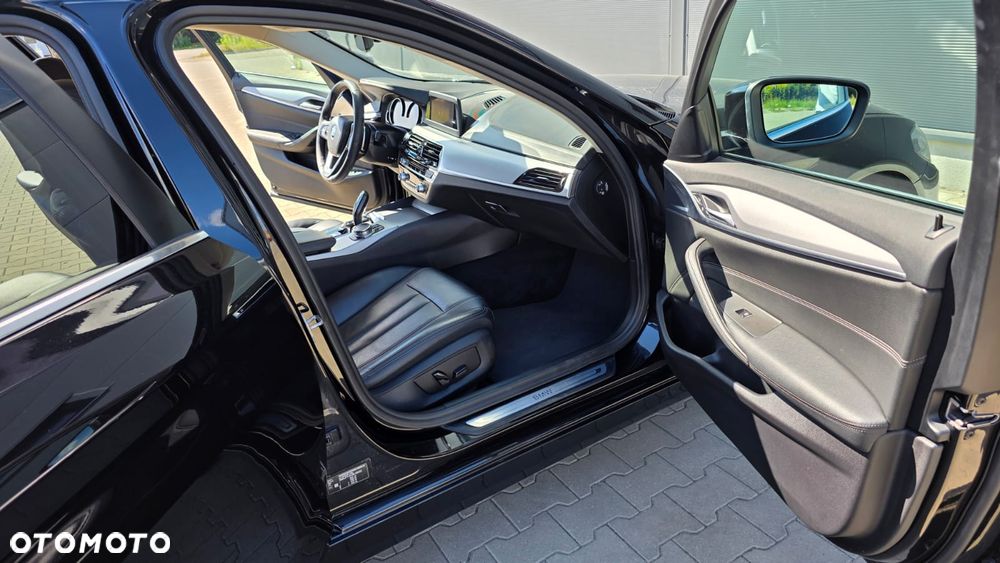 BMW Seria 5 518d Advantage sport - 35