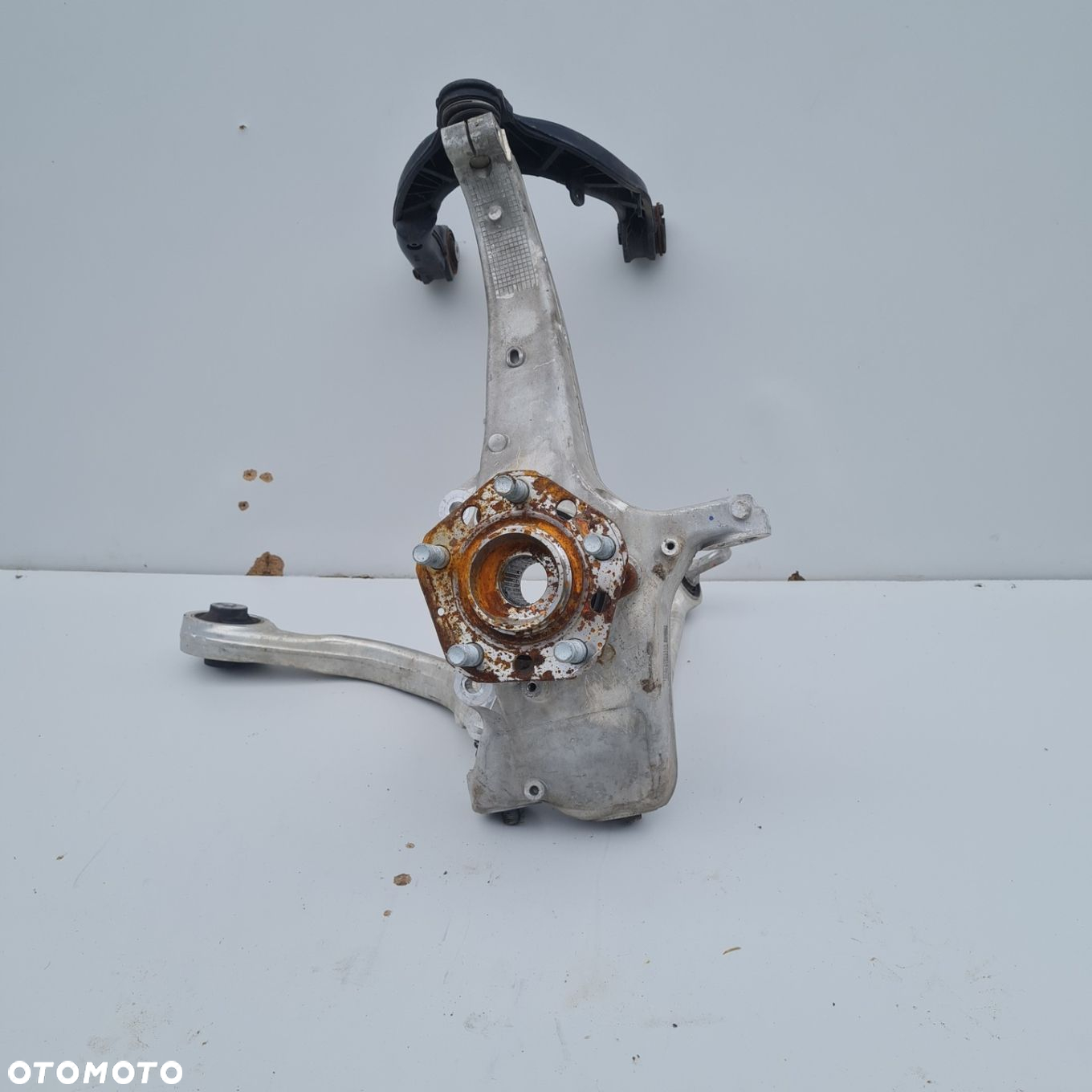 TESLA MODEL Y ZWROTNICA PRAWY PRZÓD 1188316-00-D - 2
