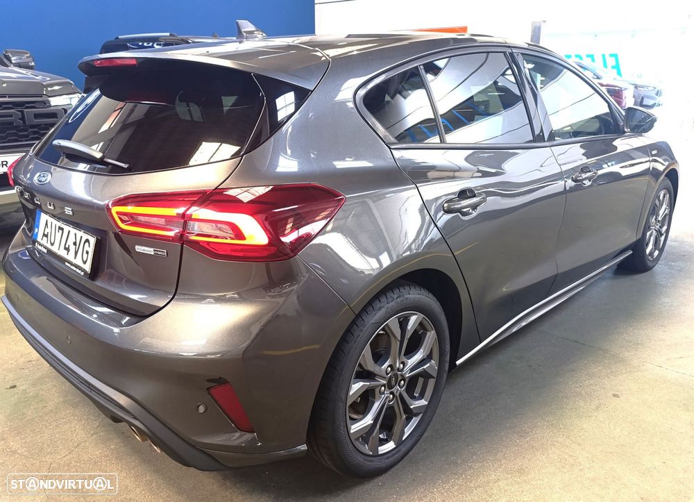 Ford Focus 1.0 EcoBoost MHEV ST-Line - 3