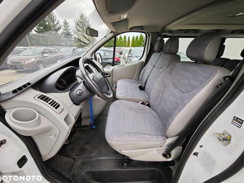 Renault Trafic L1H1 Passenger Lux - 40