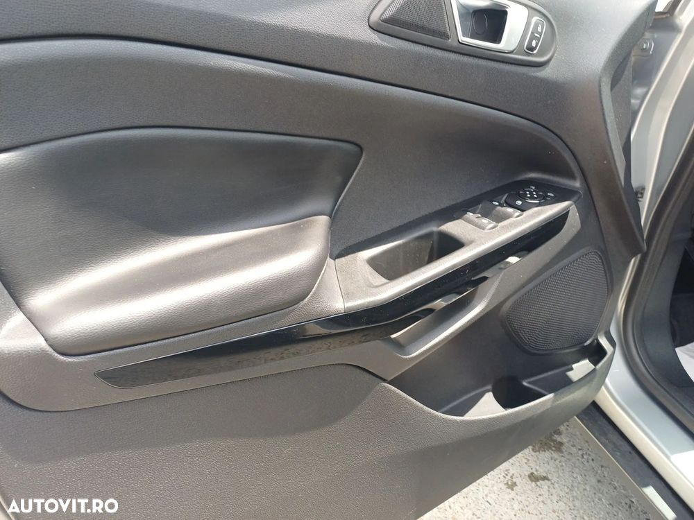 Ford EcoSport 1.0 EcoBoost Titanium - 10