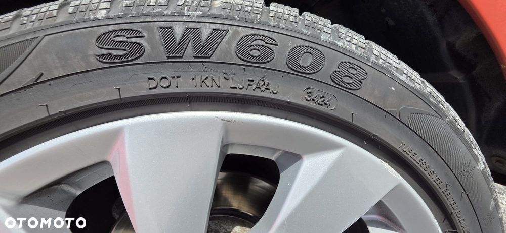 BMW Seria 1 116i - 6