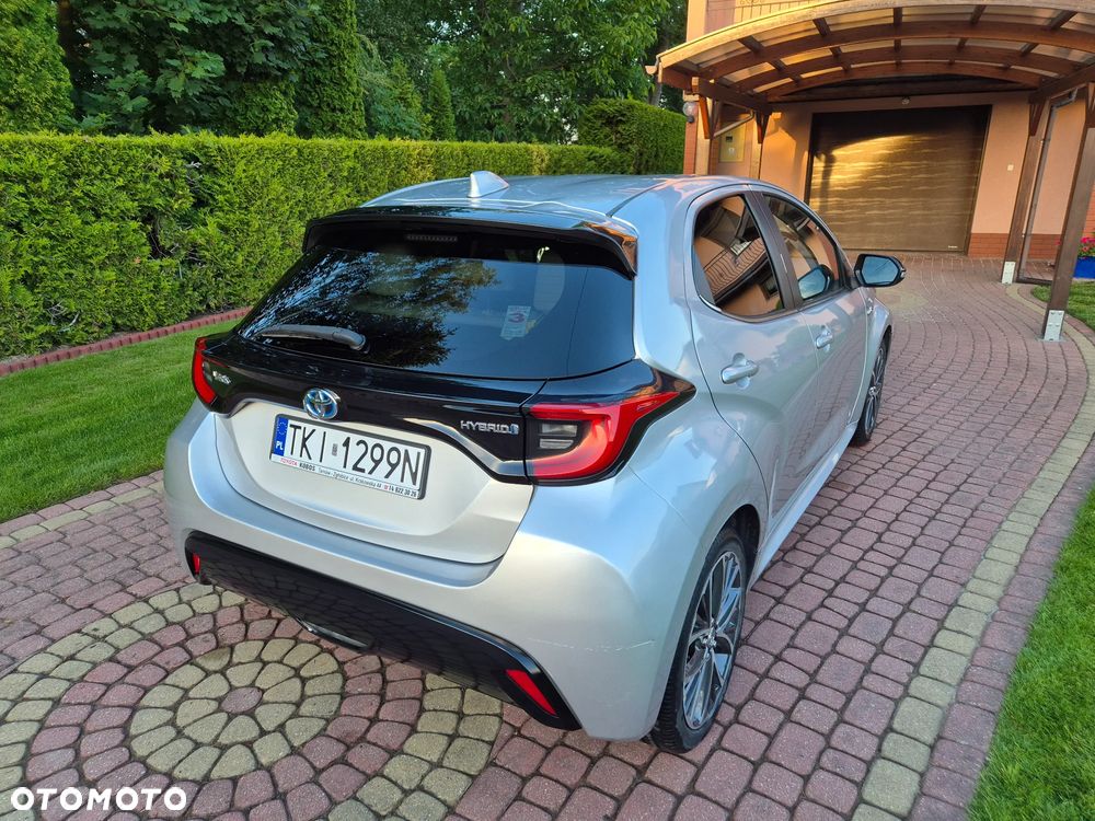 Toyota Yaris - 12