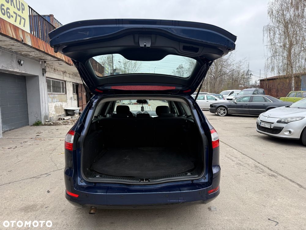 Ford Mondeo 2.0 TDCi Ghia - 7