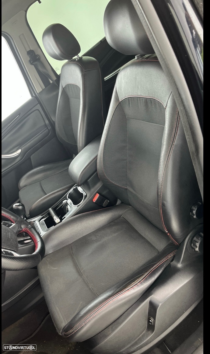 Ford S-Max 2.2 TDCi Titanium 7L - 11