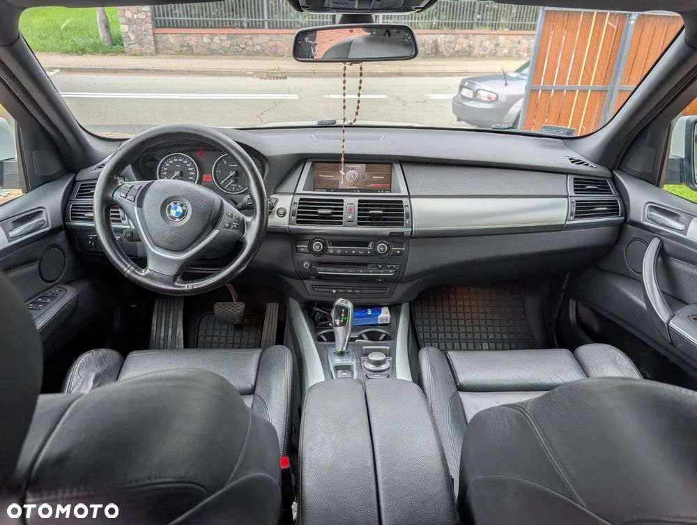 BMW X5 3.0sd xDrive - 12