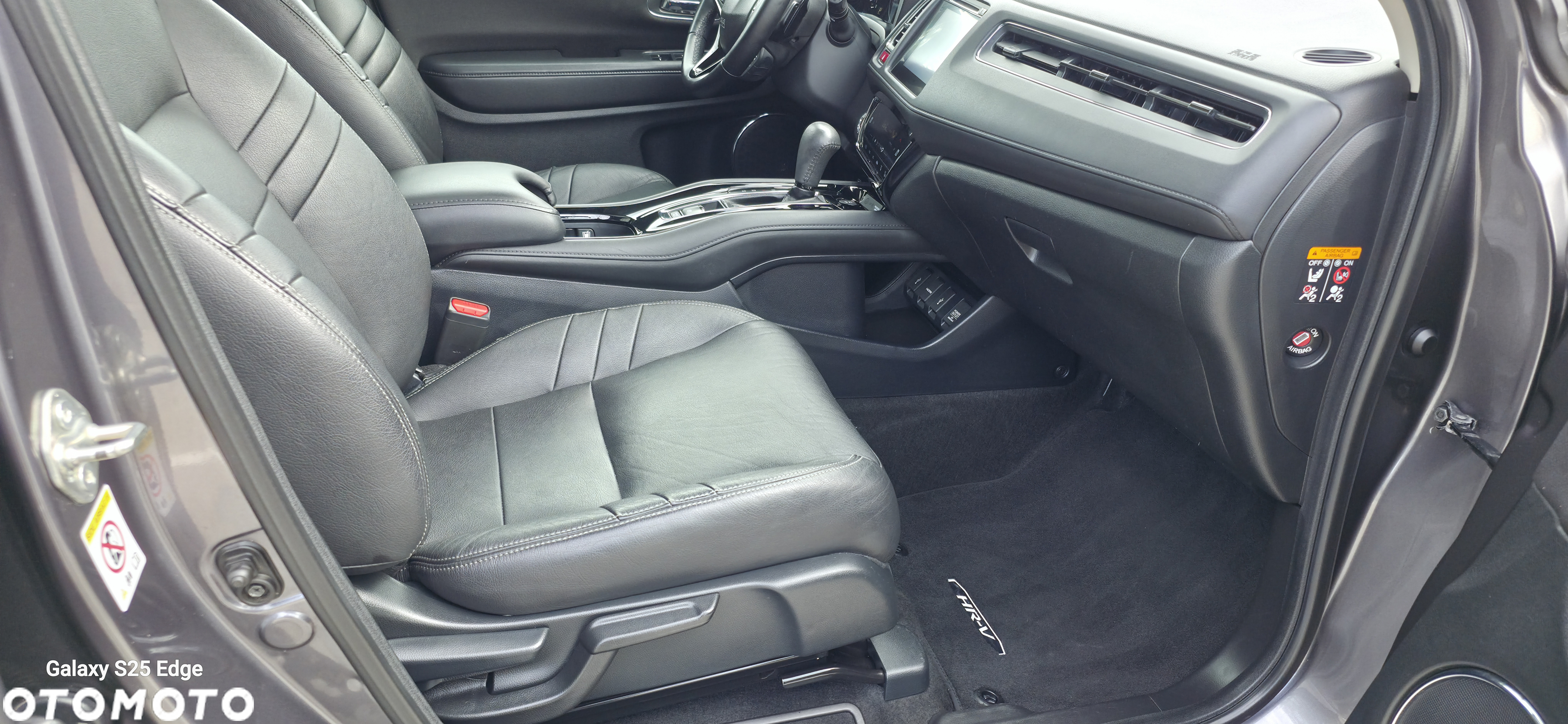 Honda HR-V 1.5 i-VTEC CVT Executive - 16