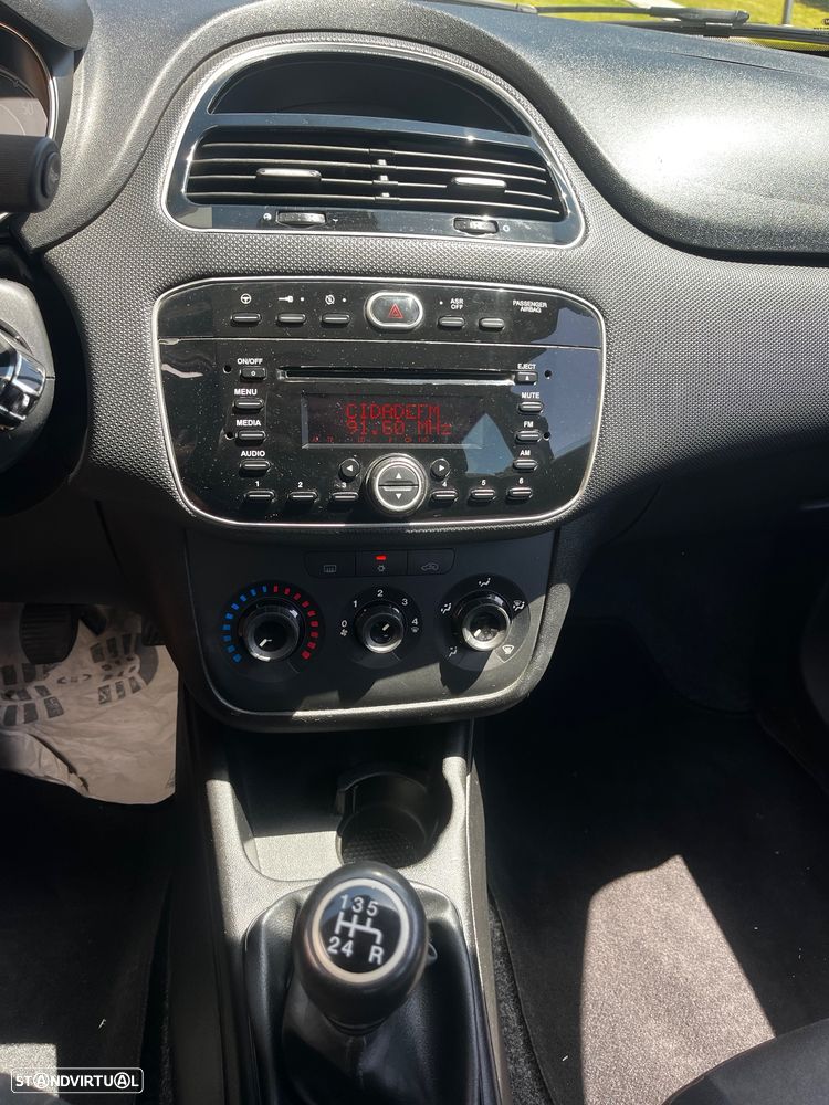 Fiat Punto 1.2 Young II S&S - 11